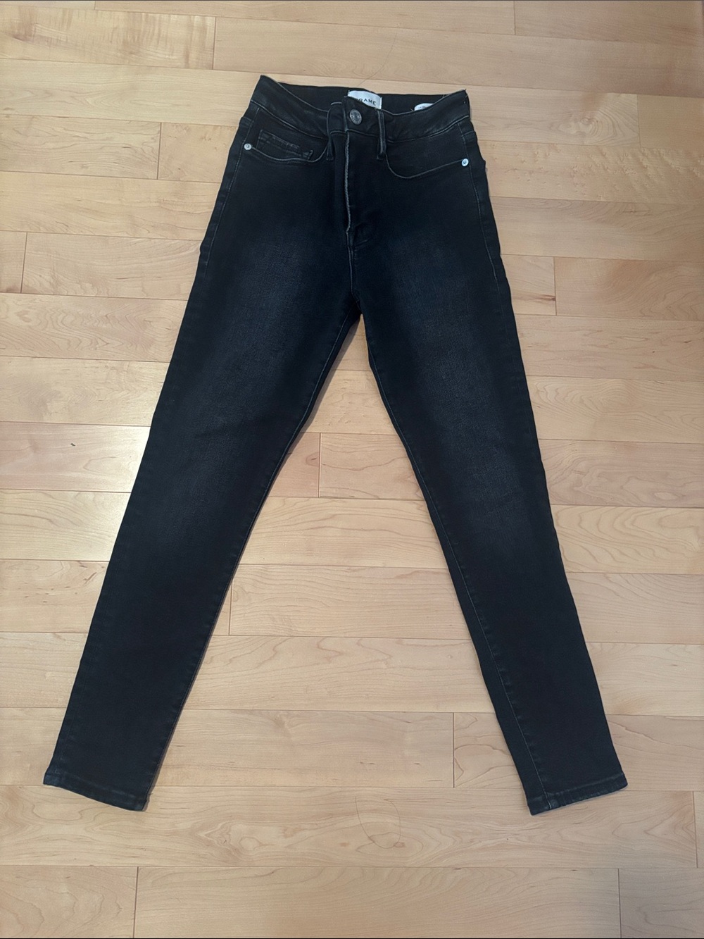 FRAME Denim Le One Skinny Crop